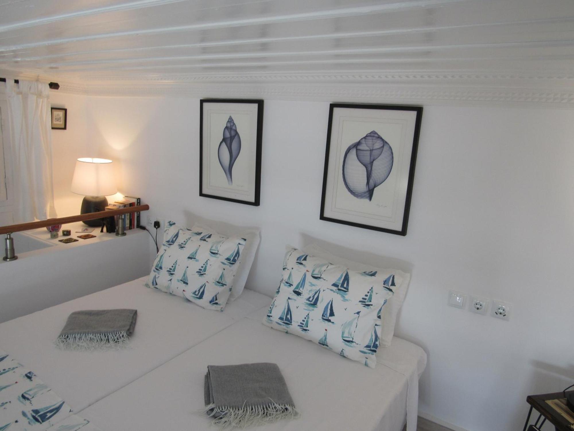 The Orange House Apartment
